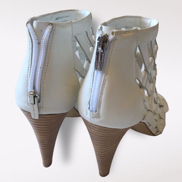 Vince Camuto Aventha White Woven Peep Toe Ankle Boots Booties New 10 - Picture 4 of 12